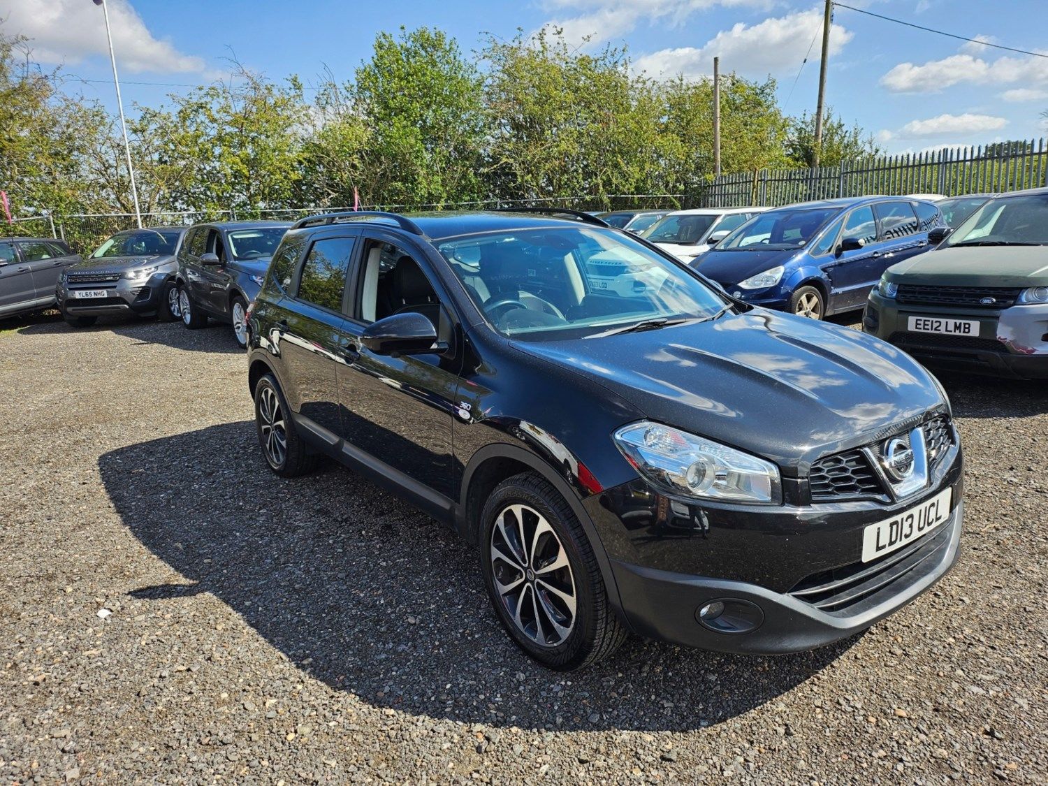 2013 Nissan Qashqai+2