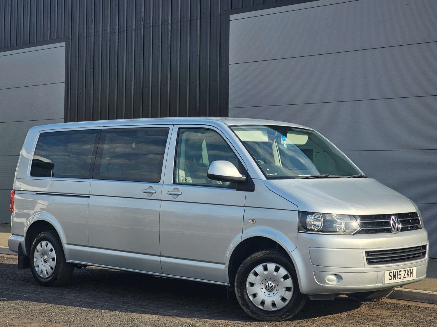 2015 Volkswagen Transporter Shuttle