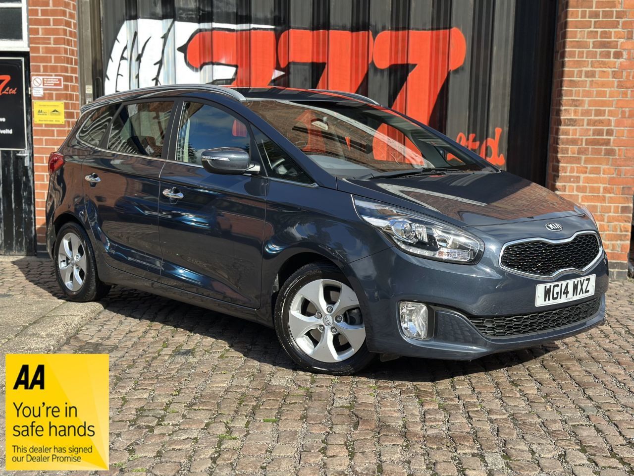 2014 Kia Carens