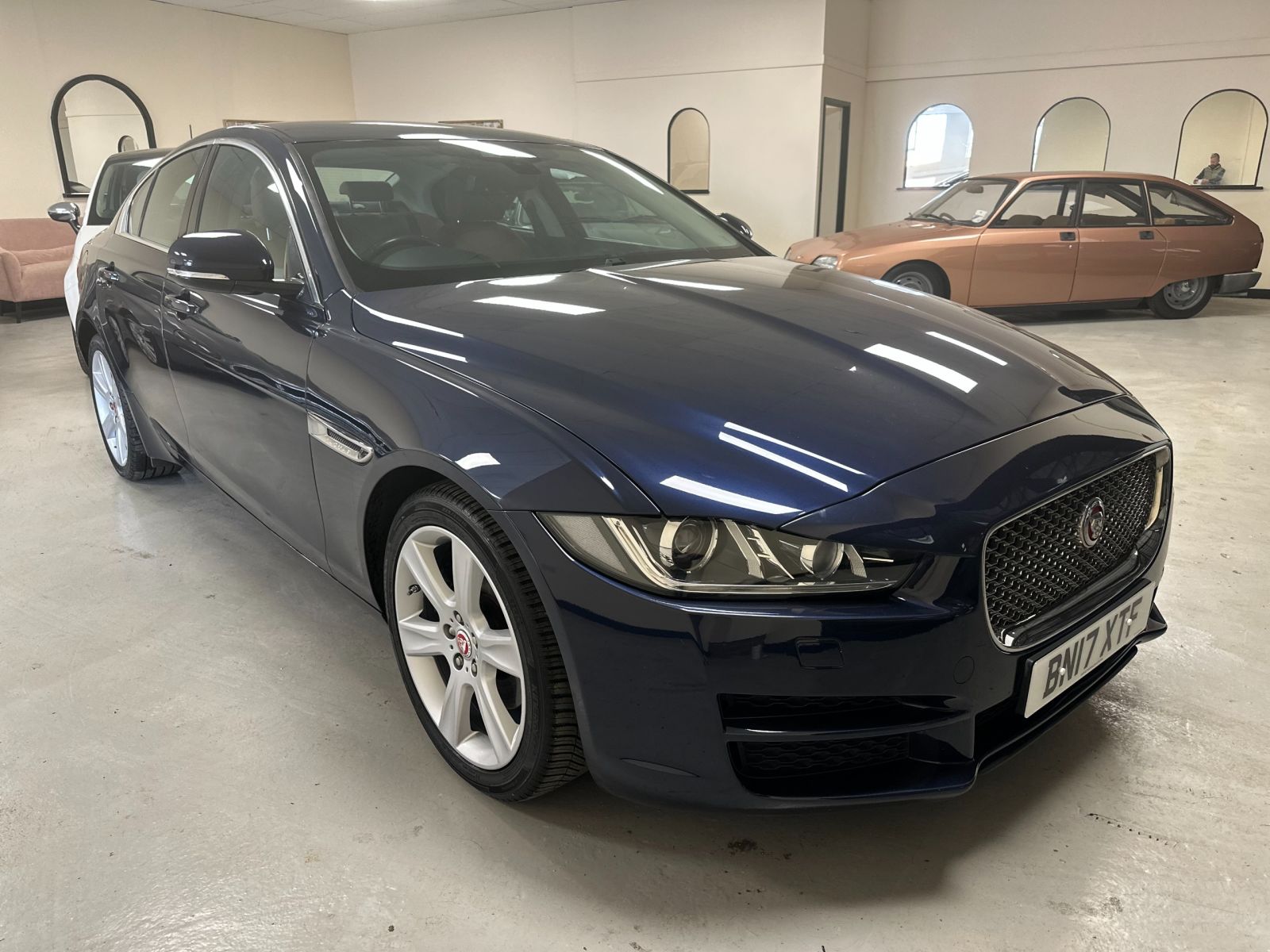 2017 Jaguar XE