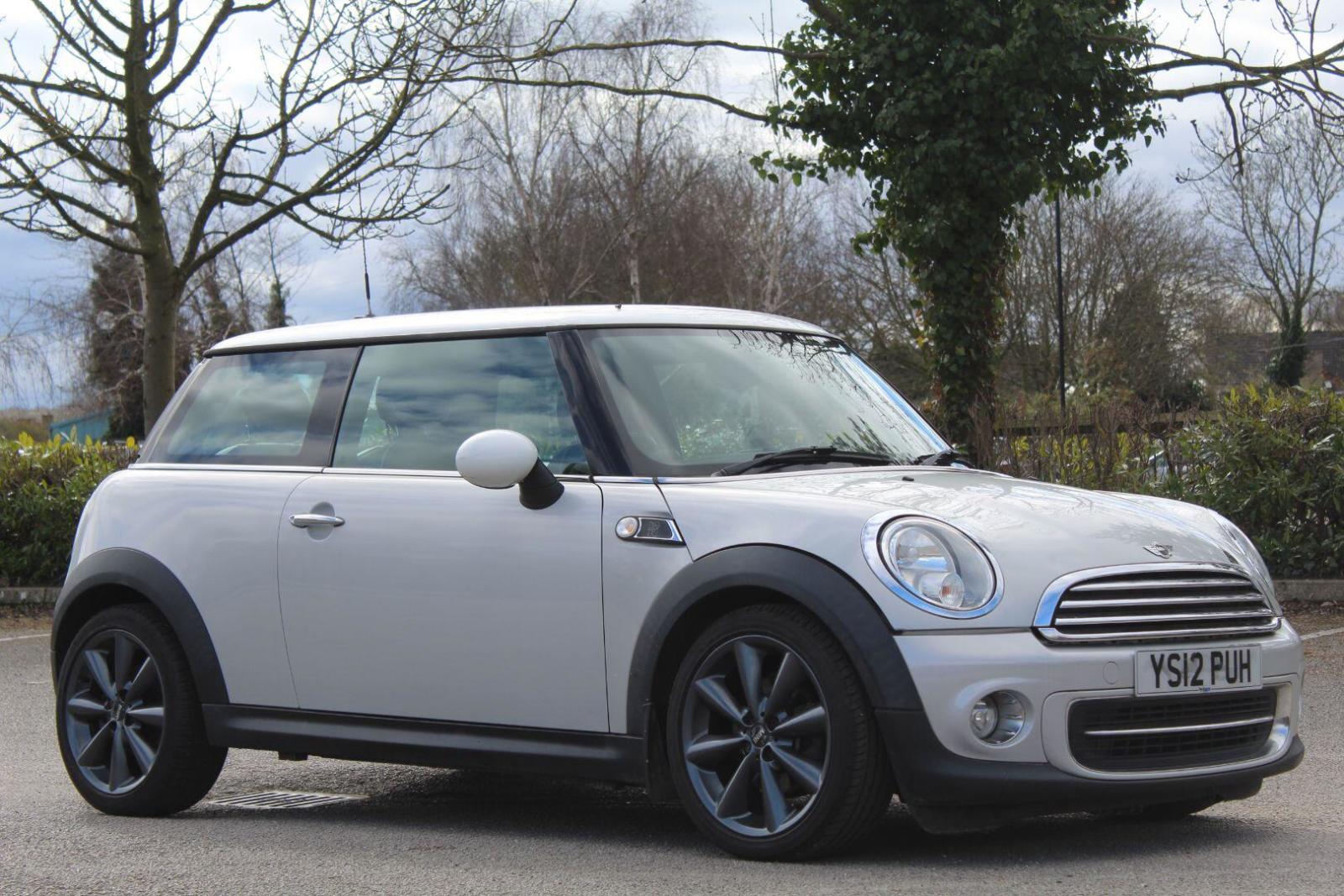 2012 Mini Hatch