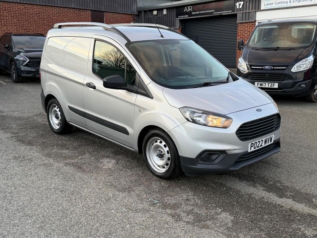 2022 Ford Transit Courier