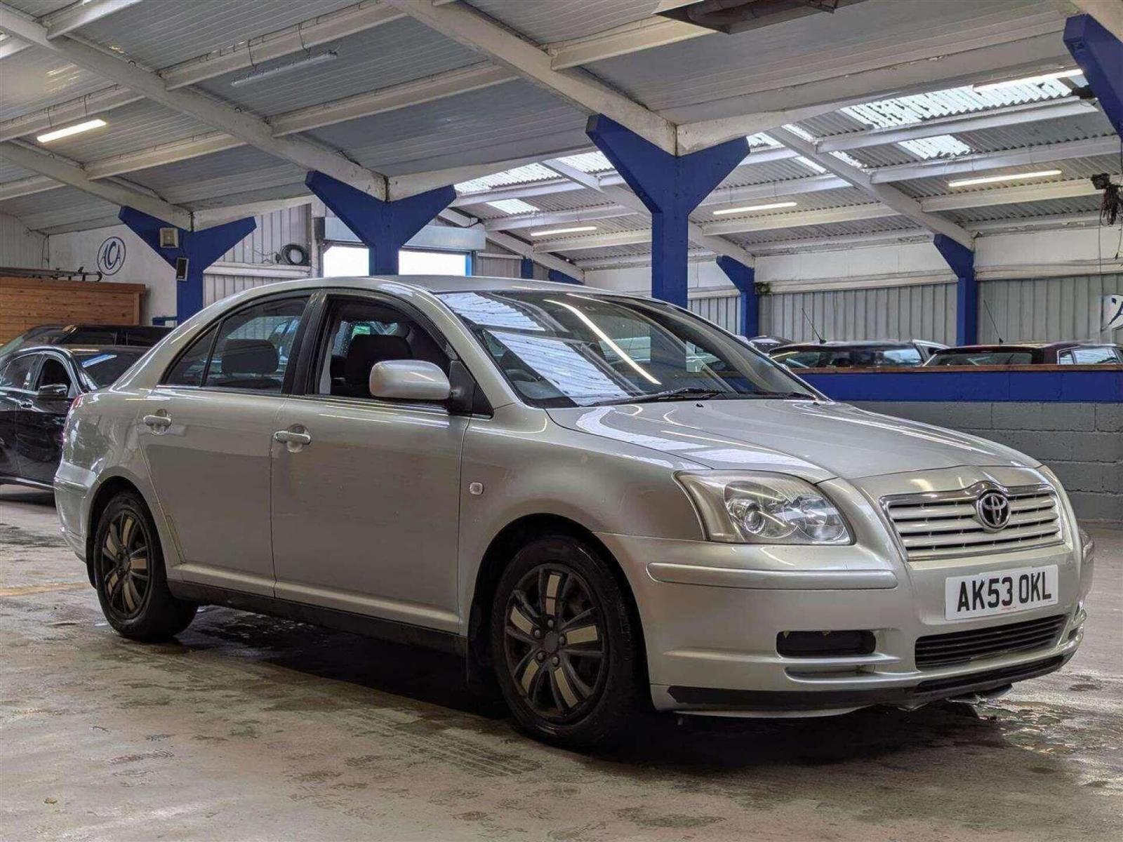 2003 Toyota Avensis