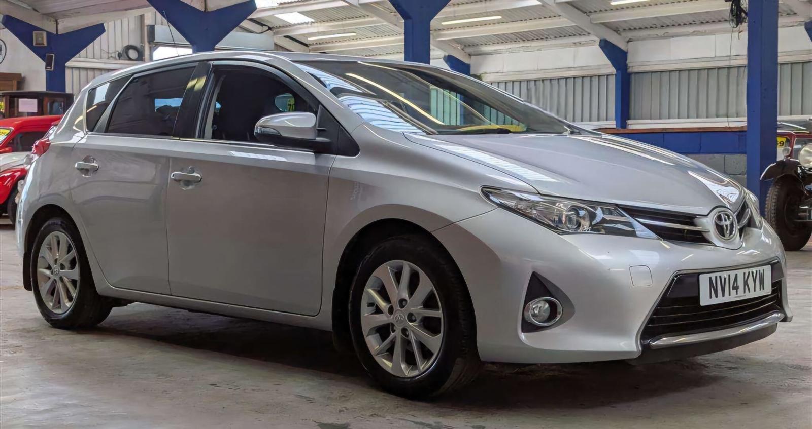 2014 Toyota Auris