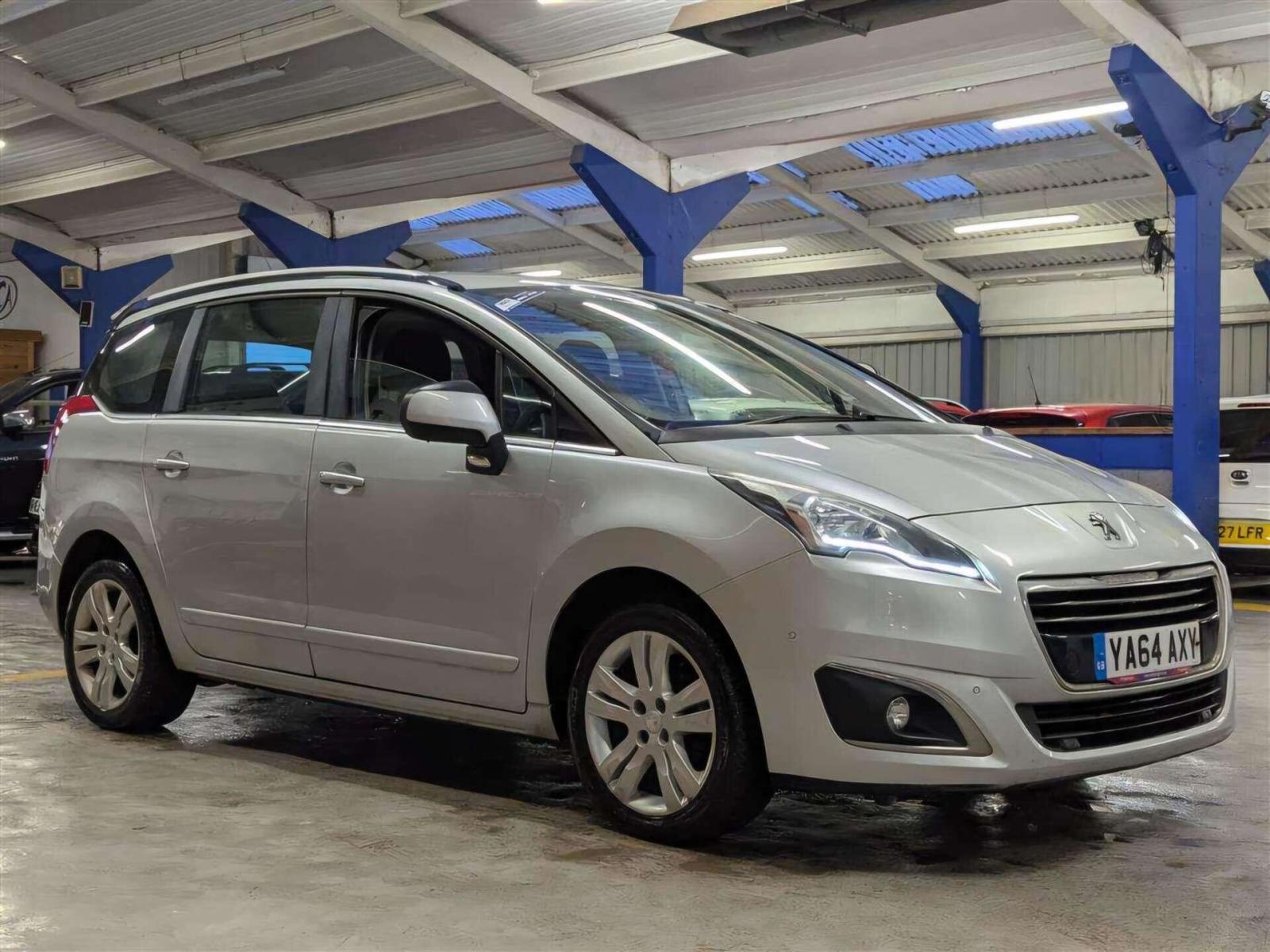 2014 Peugeot 5008