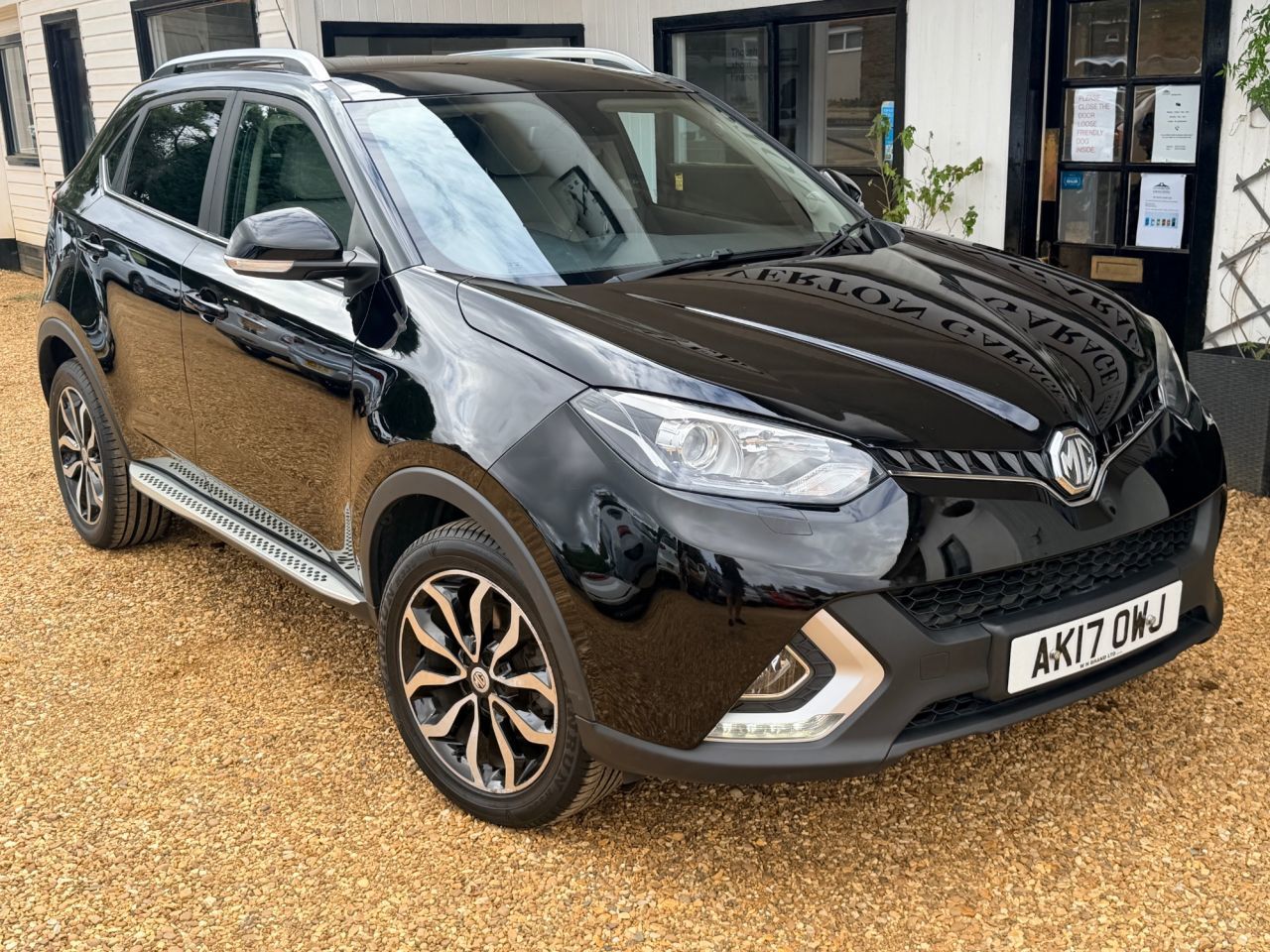 2017 MG Motor UK GS