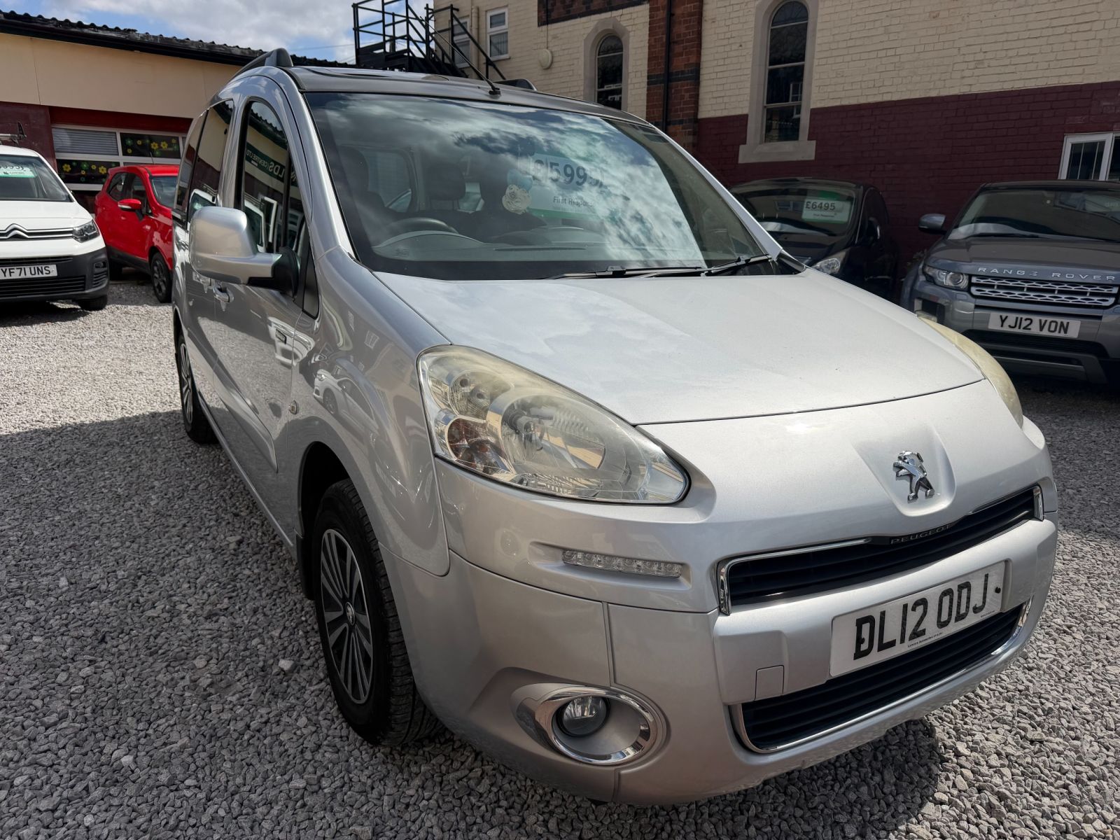 2012 Peugeot Partner Tepee