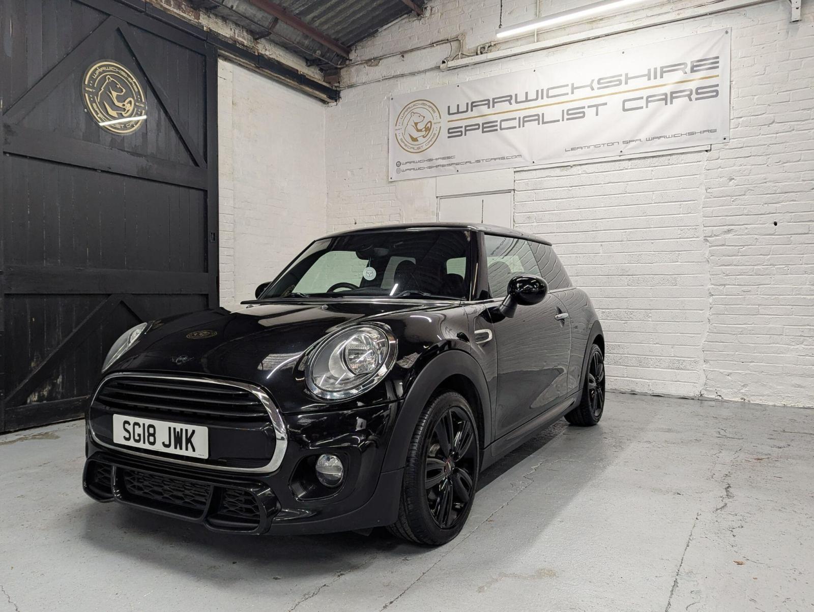 2018 Mini Hatch