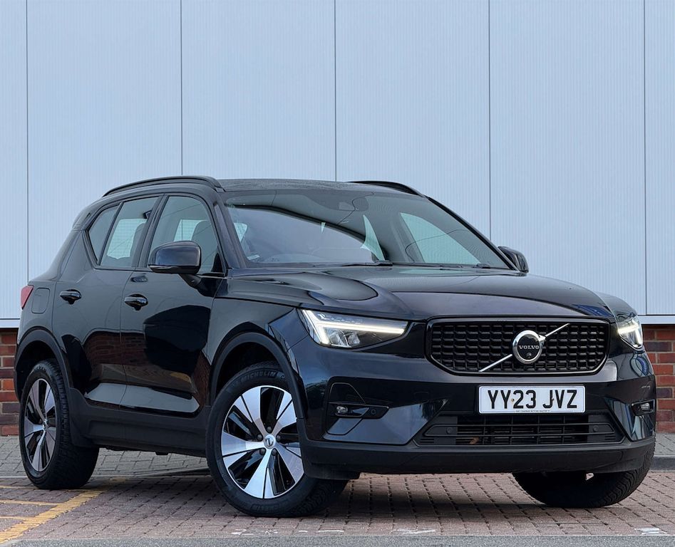 2023 Volvo XC40